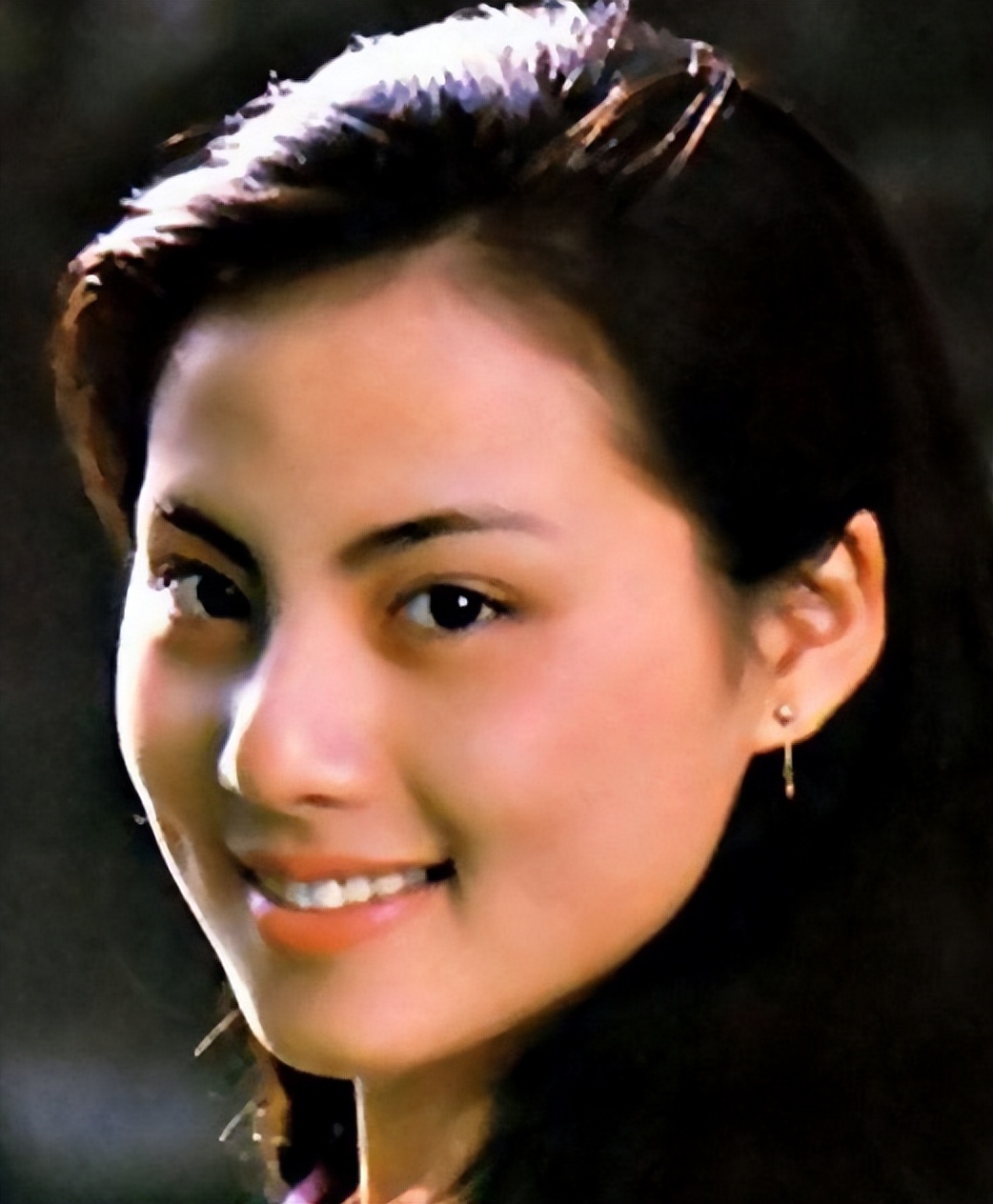 抑郁症跳楼致死的明星,8位因跳楼身亡去世的明星