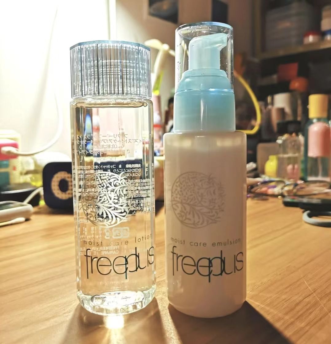 特别好用的水乳提亮抗老补水,十大好用水乳推荐