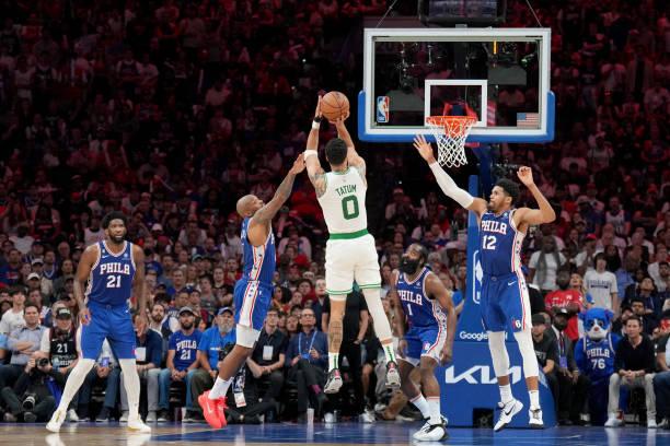 哈登狂砍45分恩比德为什么不打,哈登16分末节