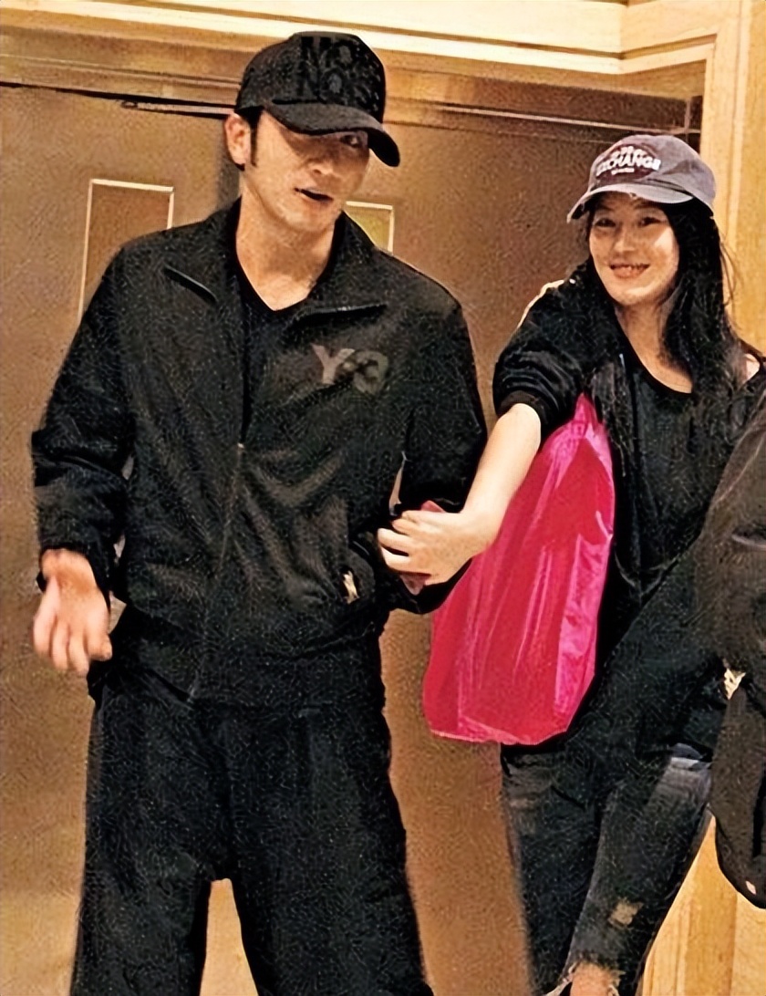 李晨范冰冰张馨予当年发生了什么,张馨予晒美照坐实怀孕传闻