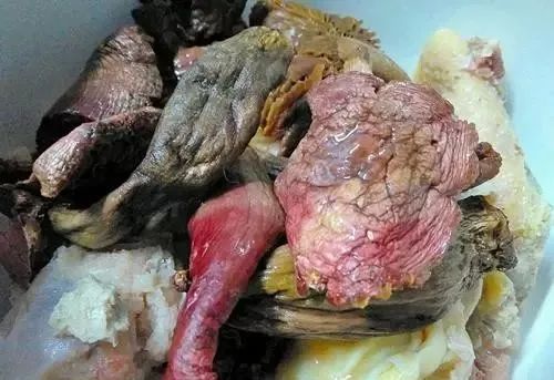 云南红菇好吃吗,云南山野红菇