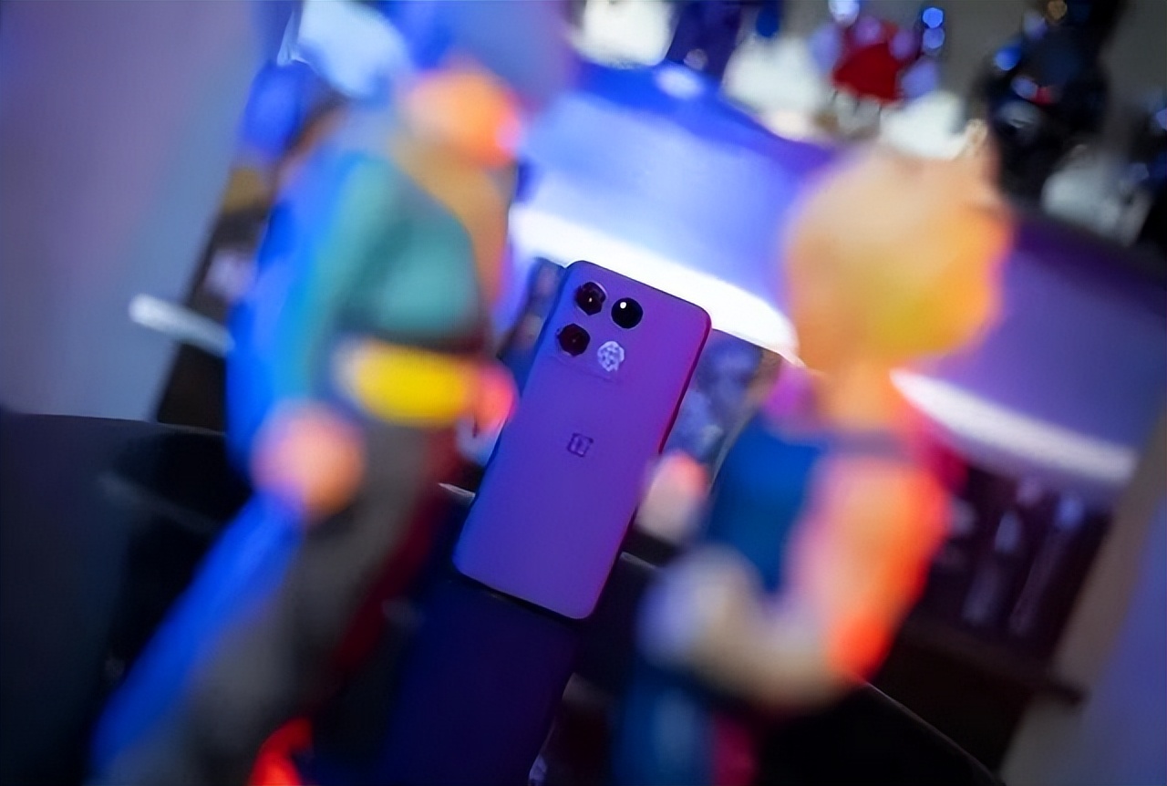 vivo和oppo的手机哪个性价比更高,vivos10与opporeno6买哪个好