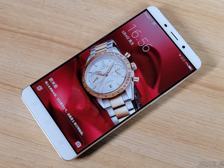 我们测了6台五年前的手机，发现了一些规律