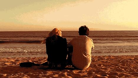 一定找一个连废话都要回复你的人,女生要找个连你废话都会回复的人