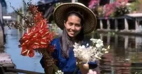 在泰国旅游如何省钱养老,泰国旅游居住养老