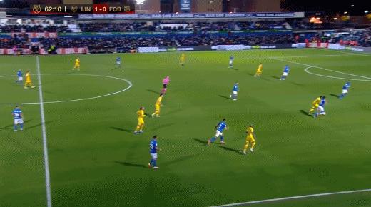 西班牙国王杯巴萨对阿拉维斯,欧冠巴萨对利物浦登贝莱错失机会