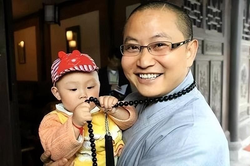 四川汶川的一位和尚连破三戒,汶川地震和尚为救人破了哪三戒