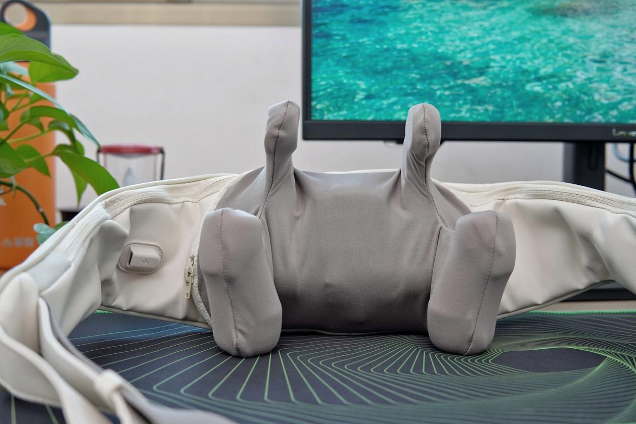 按摩器肩颈按摩神器,云康宝肩颈揉捏按摩仪