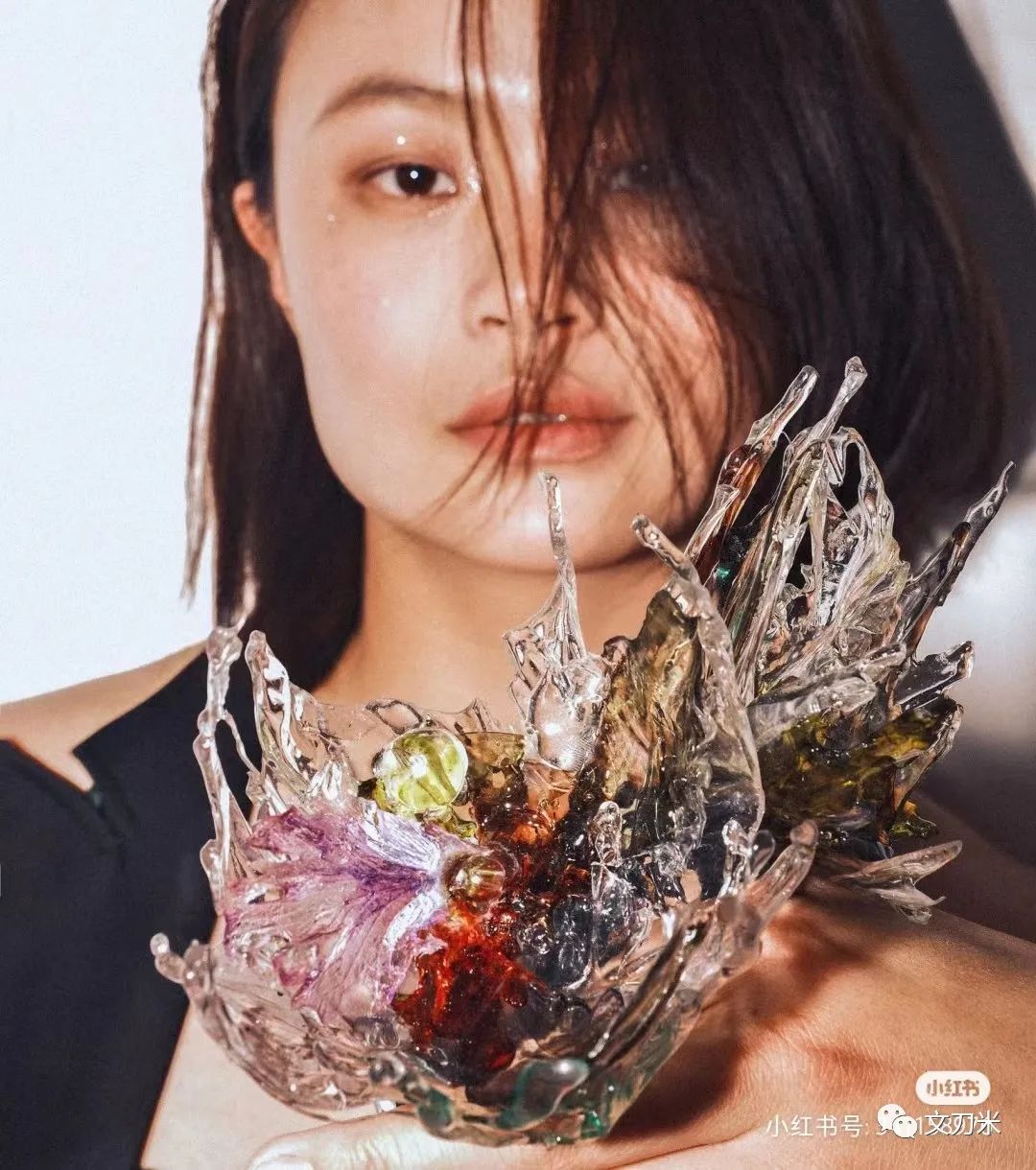 34岁转行即火|大品牌、明星争相找这位新手做花