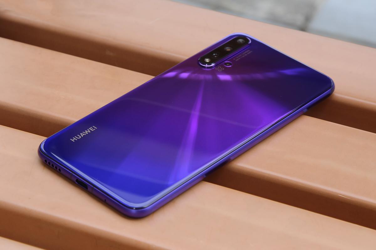 目前各类手机最好最强是哪款,目前各种性能最强的手机是哪款