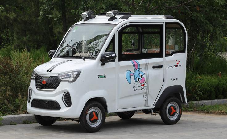 老年人四轮小型电动车图片及价格,两轮电动车2500元推荐