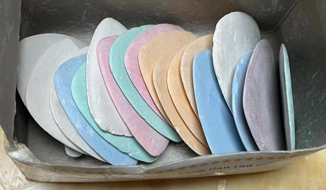 那些年父母那辈人用到的日用品，全都见过或者用过，已不再年轻