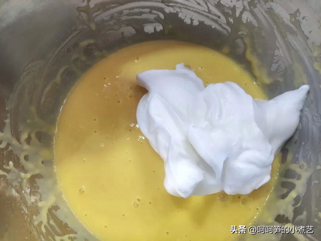 教你制作戚风蛋糕香甜美味喧软,一看就会做的戚风蛋糕详细做法