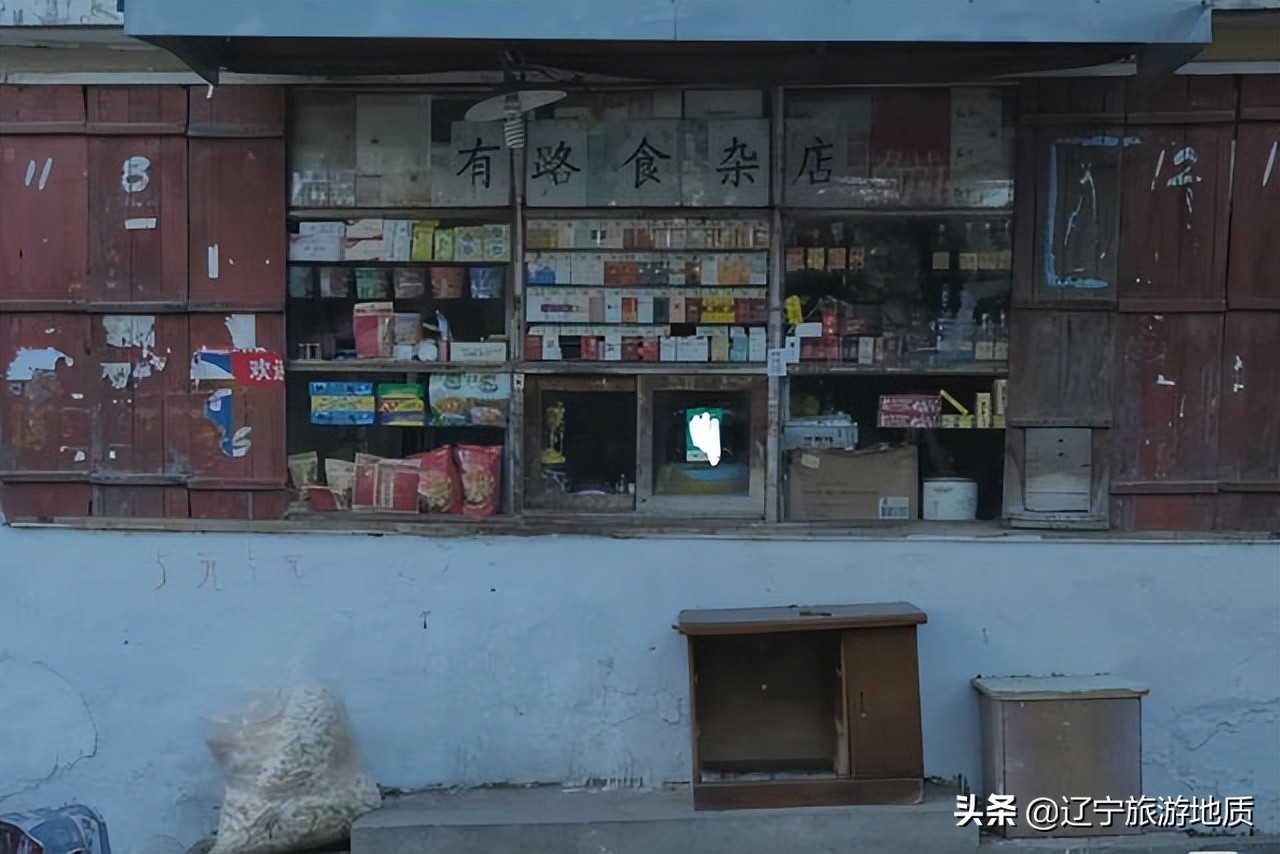 大连这个食杂店成美女网红打卡地？带你来到《请回答1988》的世界