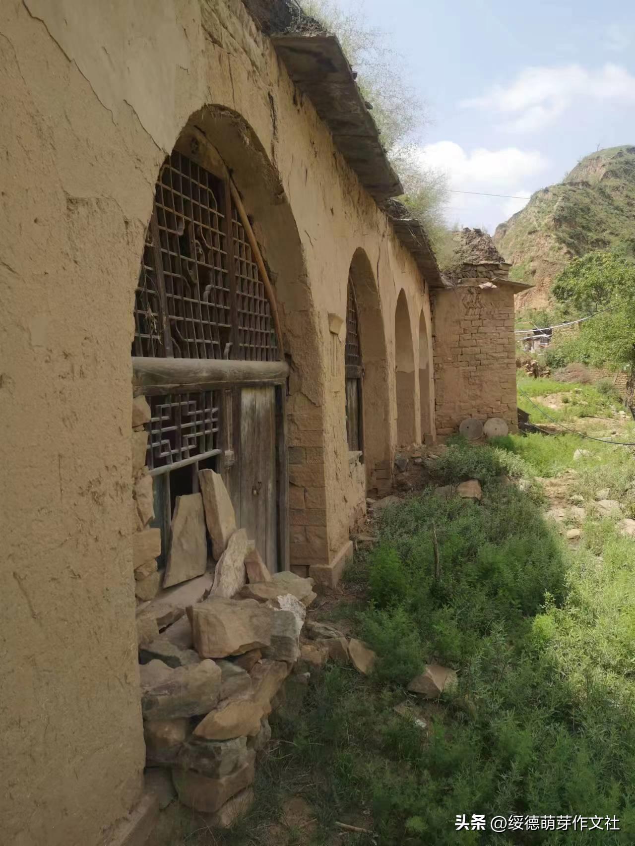 绥德李强国：从高舍硷到高石角