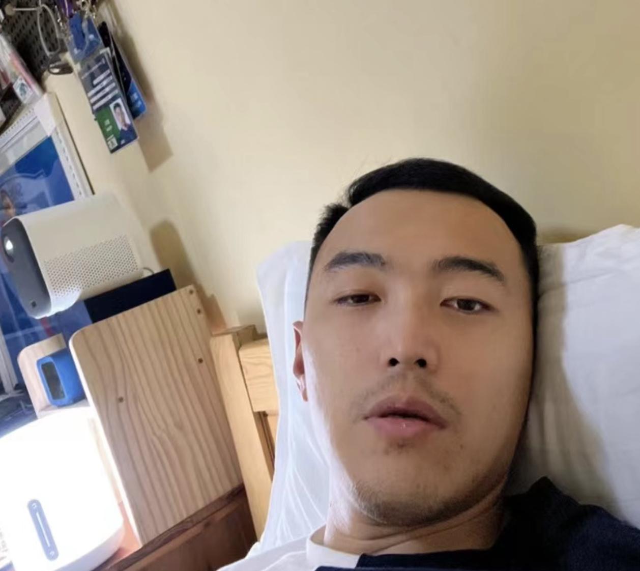 国足前队长冯潇霆疑似暗讽巩汉林,冯潇霆吐槽老板发奖金