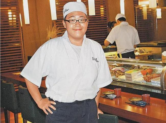 笑林小子郝劭文10岁片酬过千万，身家却被母亲败光，他现状如何？