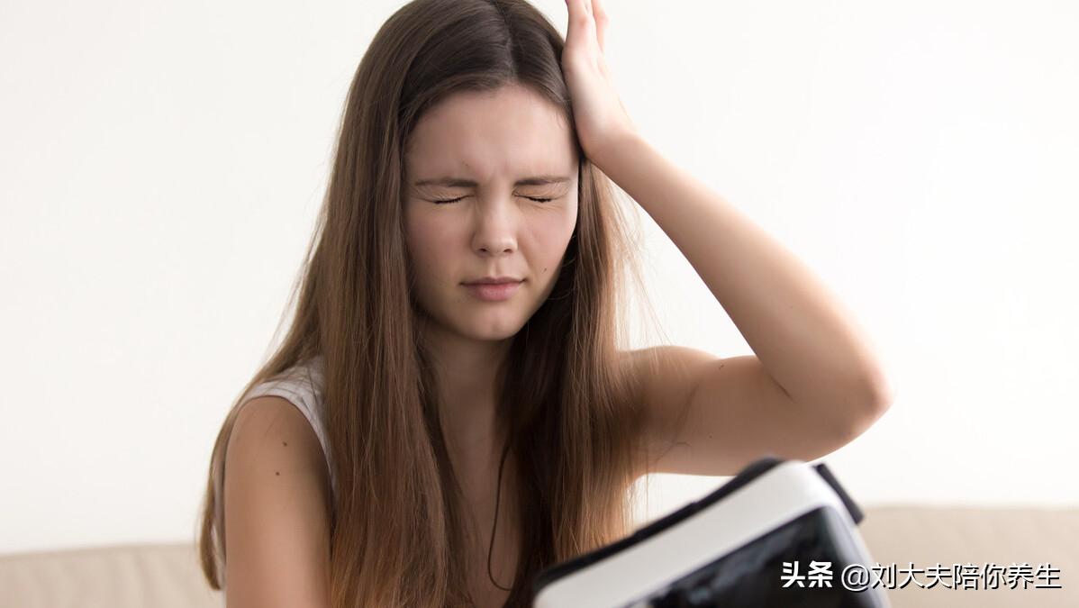 坚持这样喝气血足脸色红润气质好,气血不足脸色苍白吃什么补脸