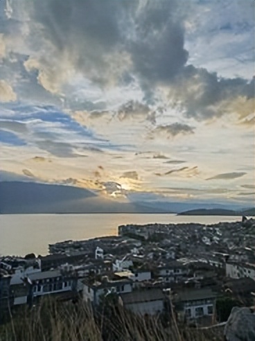 大理丽江泸沽湖香格里拉十日游,云南十日游香格里拉