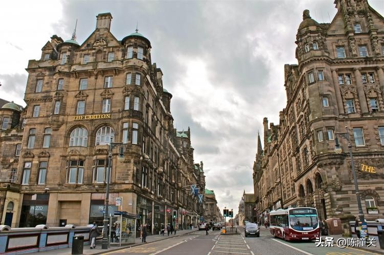 鼎盛时期的英国面积有多大,为什么英国要自诩为日不落帝国