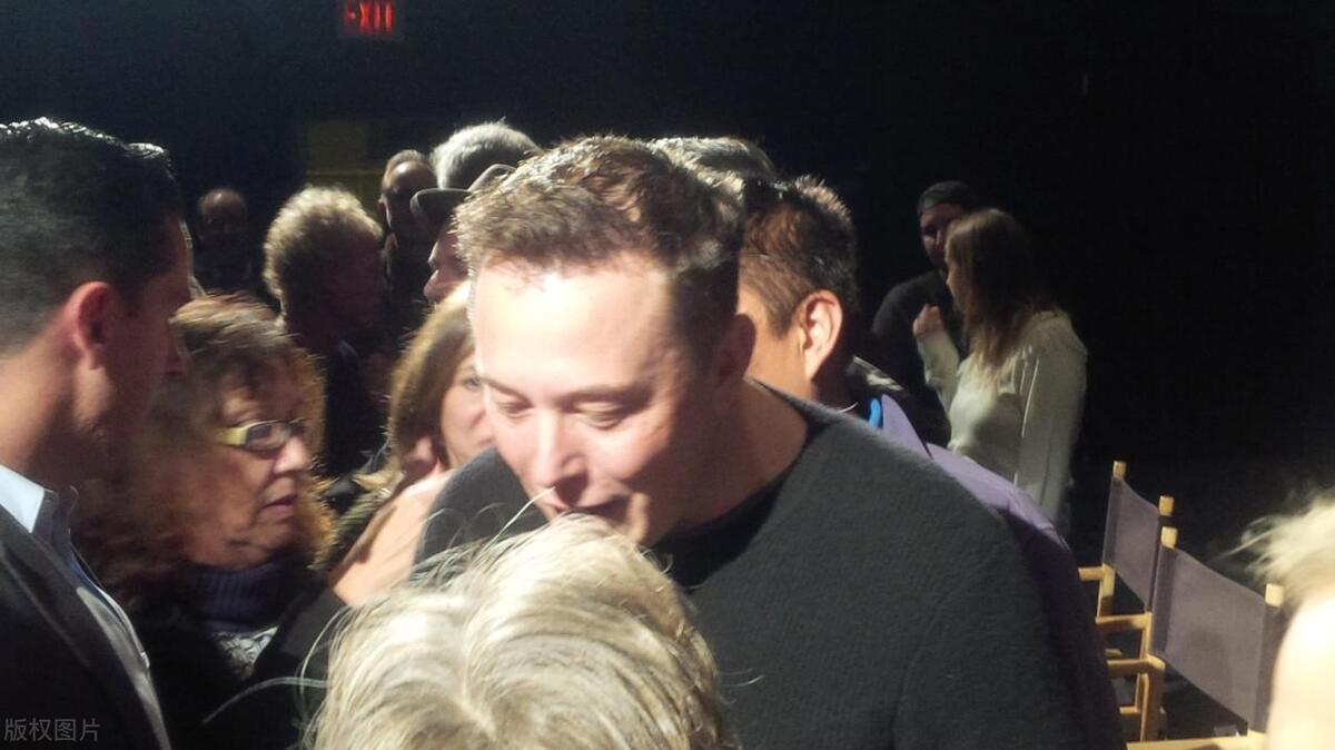 创业奇才马斯克,马斯克创业第一个公司