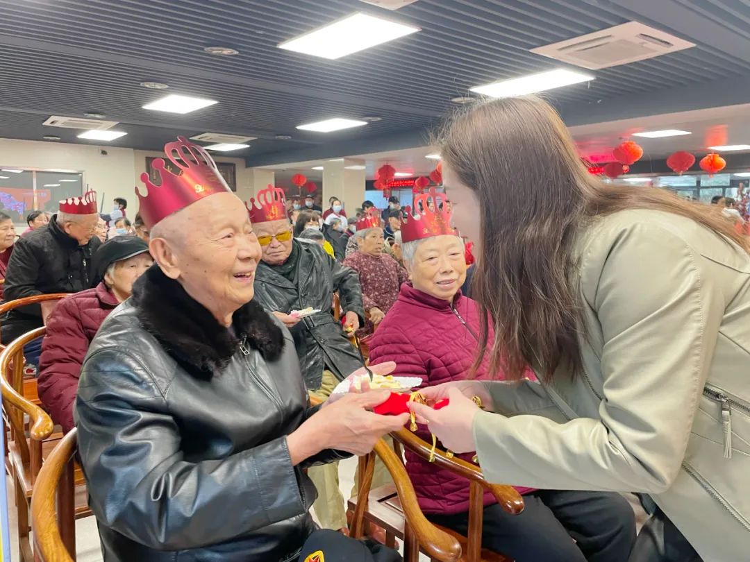 福享天年！我和春天有个生日会！