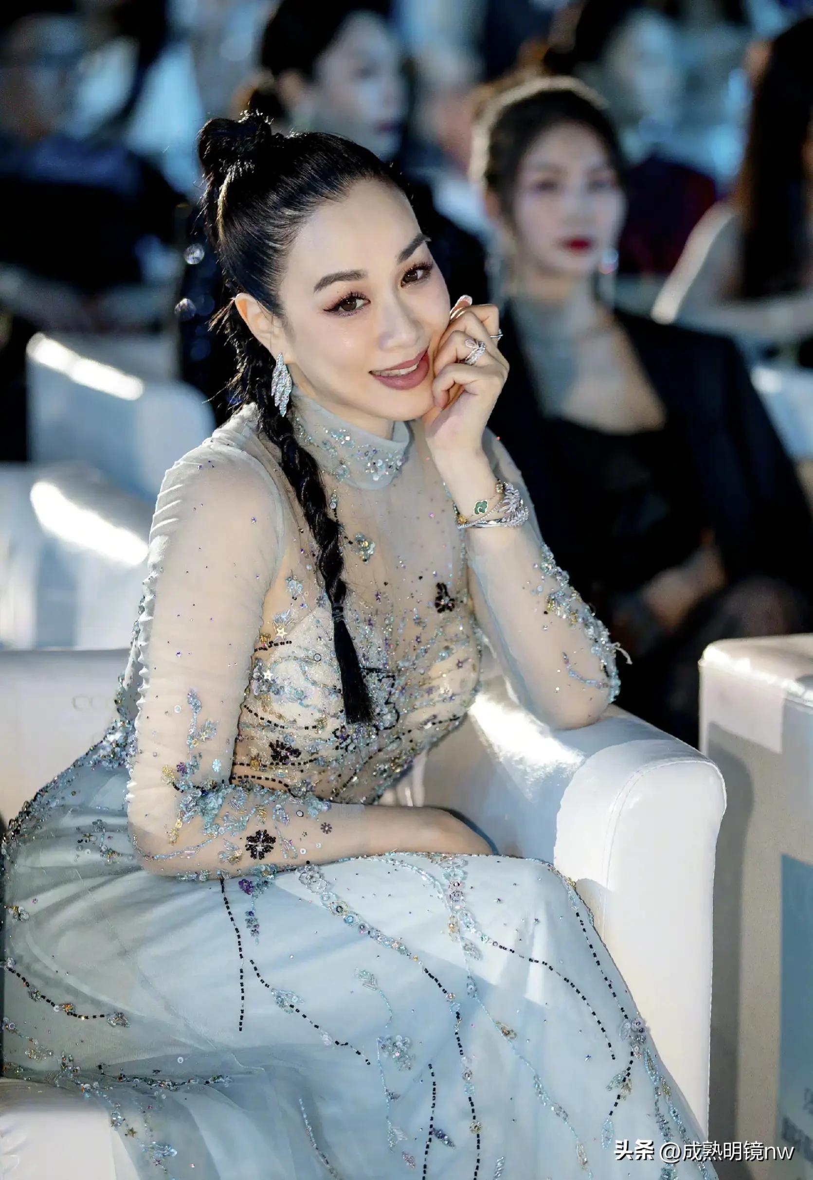 钟丽缇年轻惊艳美照图片混剪,钟丽缇大方迷人图片