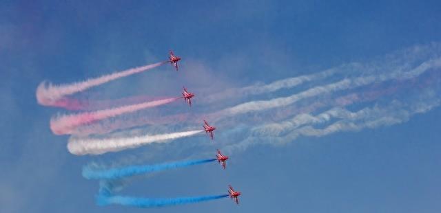 迪拜真实大揭秘,迪拜的真相