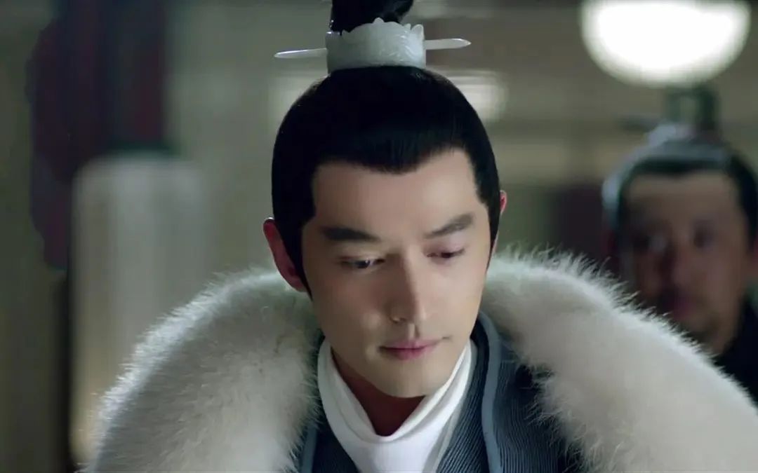 胡歌消失三个月后发的一条微博,40岁的胡歌能有多迷人