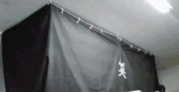 “神秘大学宿舍惊人内幕，谁敢一探究竟？”