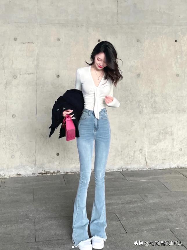马蹄裤时髦穿搭,小个子短粗腿适合穿马蹄裤吗
