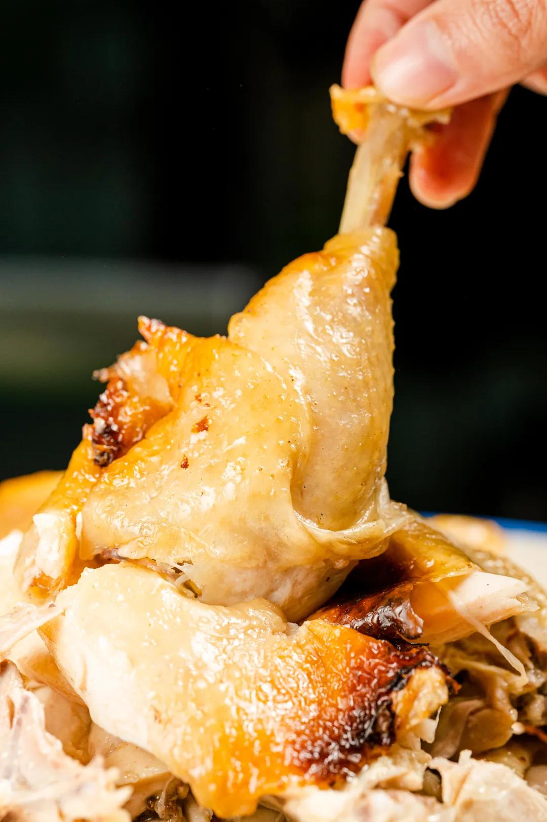 “搞什么，这大排档开到9点，老板就叫我走？”