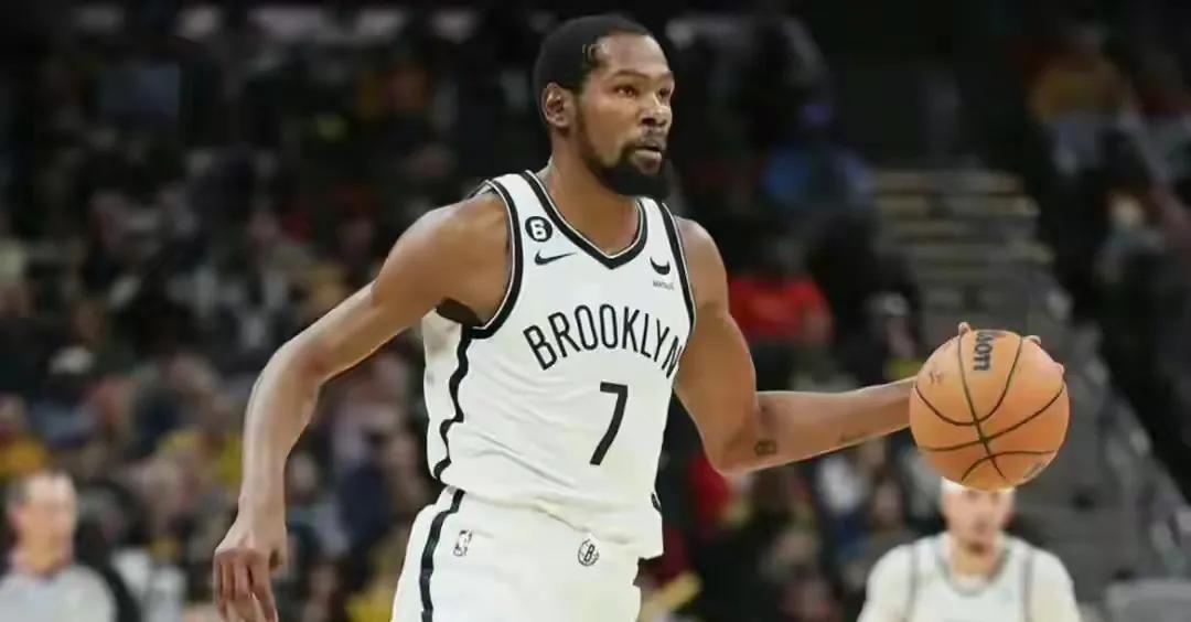 新赛季恐如坐针毡的八大球星,上赛季布朗表现