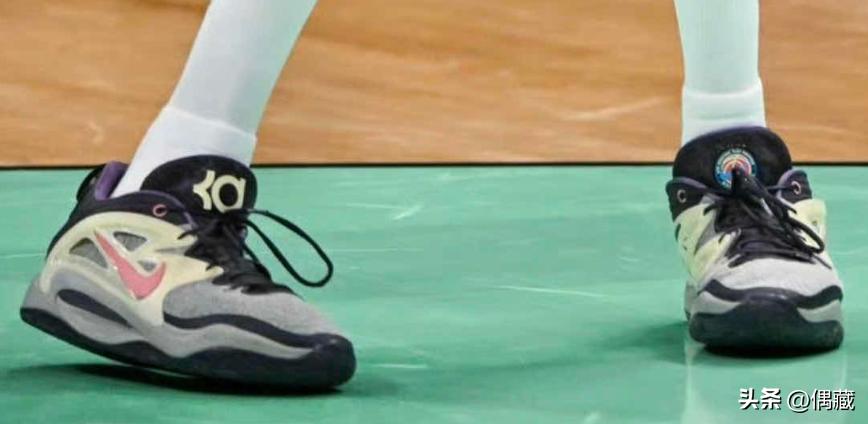 c罗最新海报,全球限量8张rose