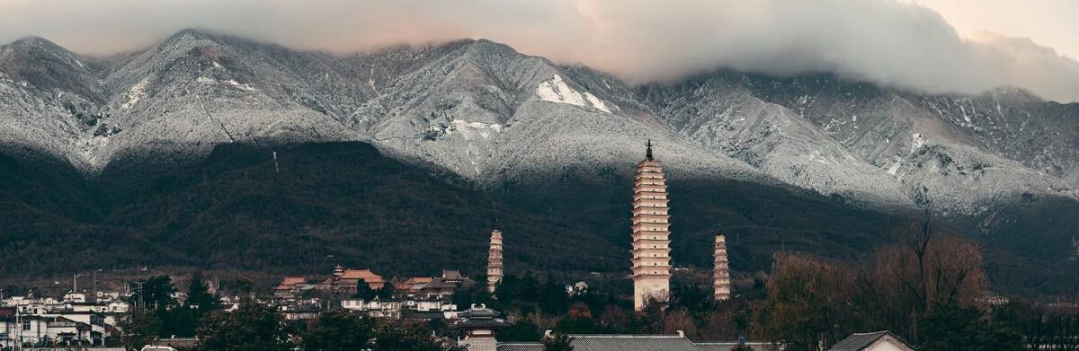大理鹤庆县城有哪些美食,昆明大理有什么特色美食