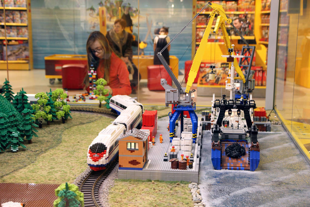 玩具租赁店的经营模式,智慧鸟玩具租赁店加盟