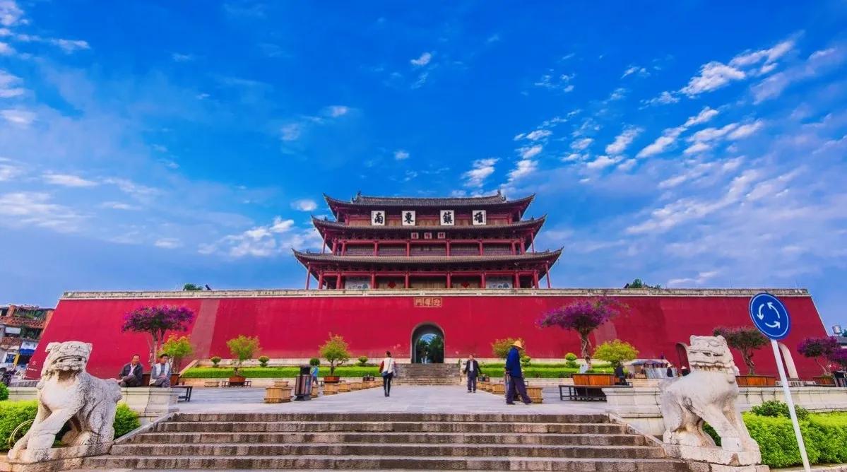 冬天云南最佳养老地方,适合老人去云南旅游的地方推荐