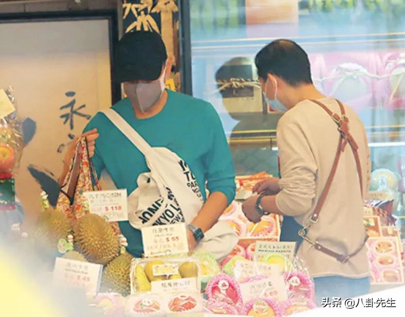 疫情下的香港明星艰难生活,疫情下香港艺人