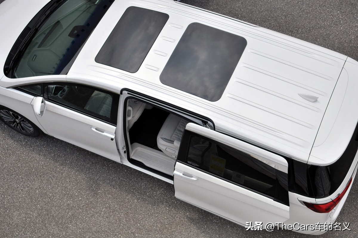 gl82022款es陆尊深度测评,沉浸式体验别克gl8es陆尊智慧旗舰