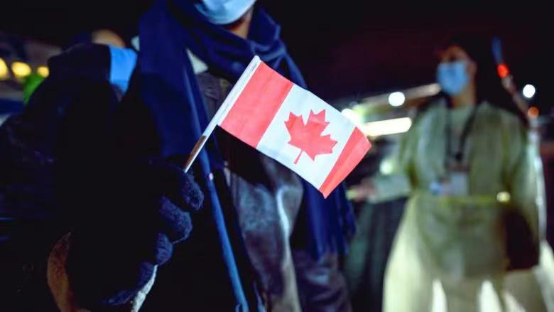 加拿大移民途径,怎样自己申请移民温哥华