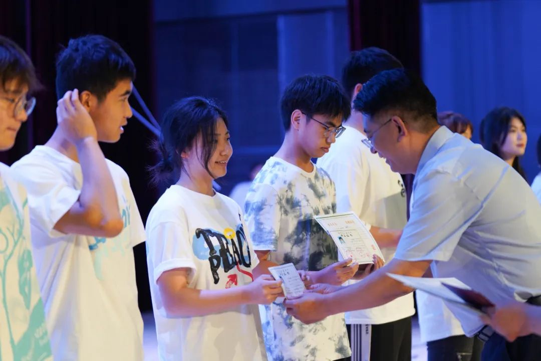 重庆市江北中学毕业典礼|情系江中青云万里