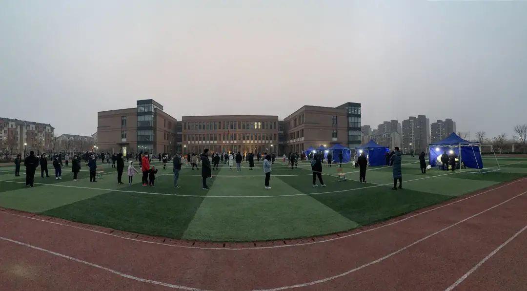 街道顺利开展核酸检测工作,高效有序街道开展全员核酸检测