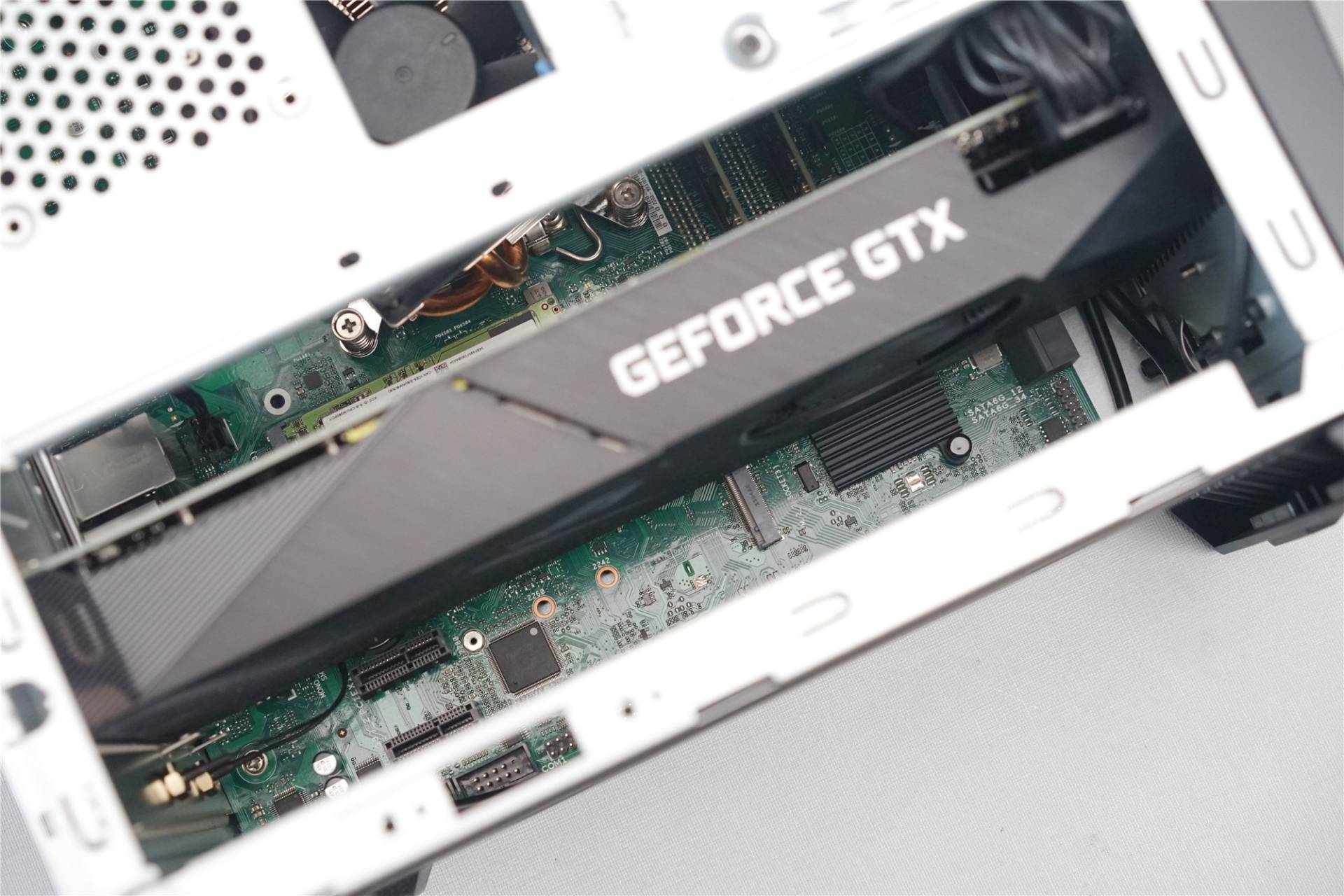 华硕天选x2022款高性能台式电脑,华硕天选x2023款渲染怎么样