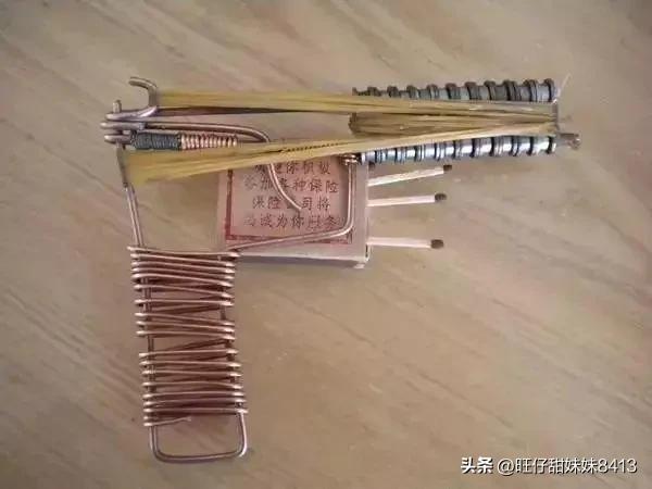 80后回顾八九十年代童年玩具，风靡一时都是回忆，一定有你玩过的