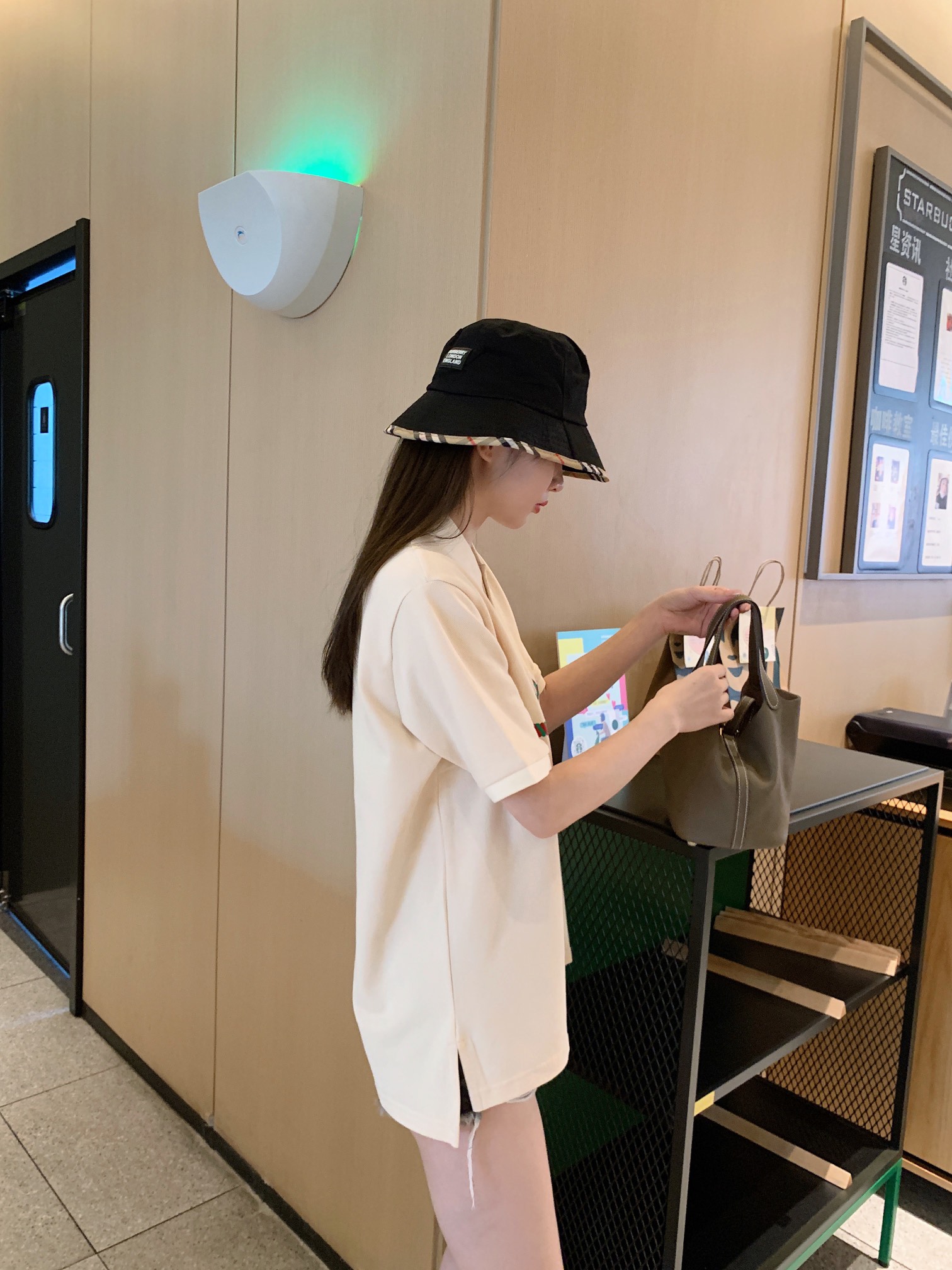 gucci腰带印花短袖 (gucci布贴刺绣提花字母短袖t恤)