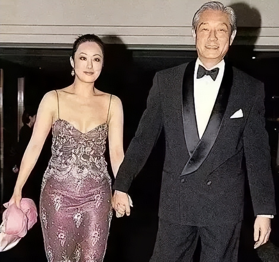 心机女搞垮富豪,拜金女把土豪搞破产完整