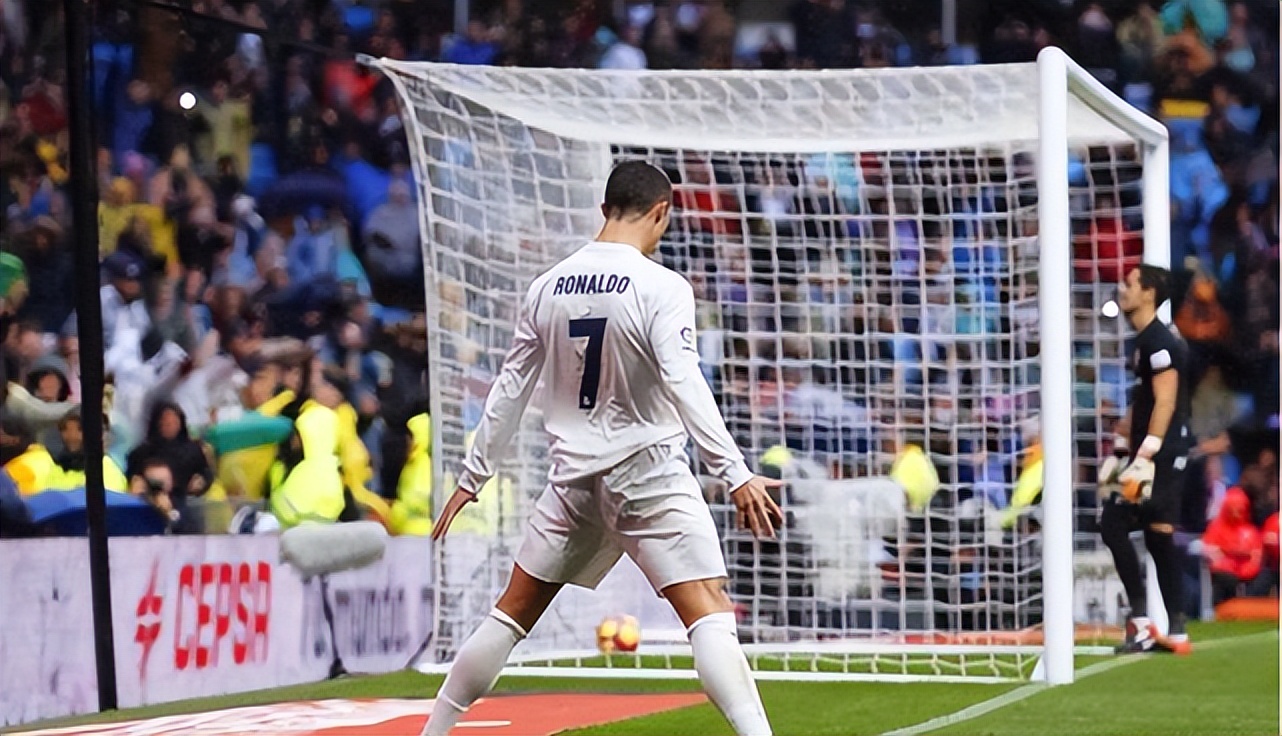 脱欧入亚,c罗这两年欧冠的战绩