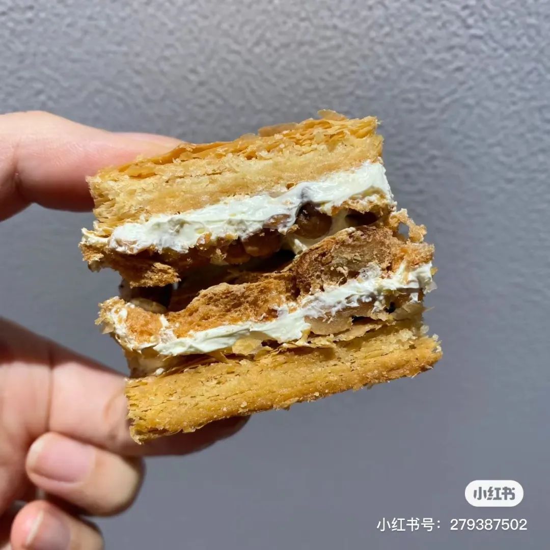 王一博同款拿破仑,王一博吃的拿破仑是啥牌子