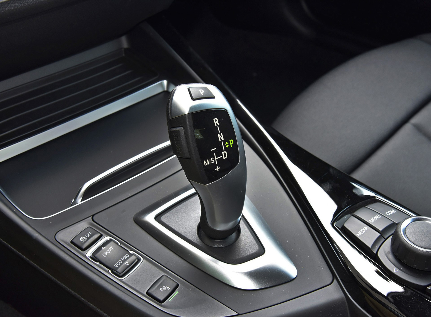 12款宝马敞篷选325好还是选320好,宝马四座敞篷车20万左右落地价格