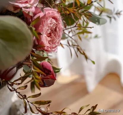 妻子与别人玩暧昧怎么办,发现老婆微信和男人玩暧昧怎么办